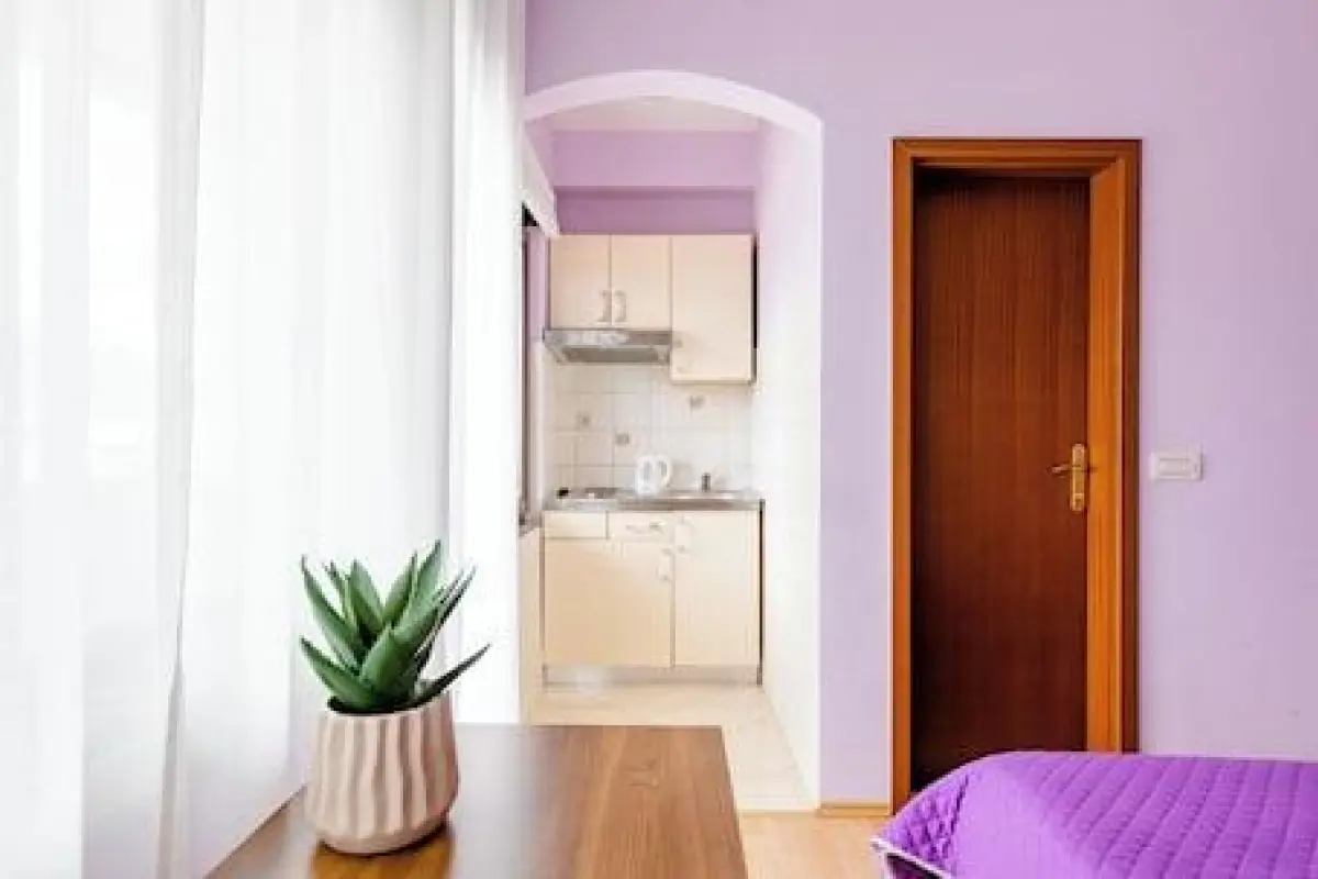 Mala Mara – Affordable hotel in Kastel Stafilic