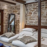 Awesome Stone House – Affordable hotel in Split