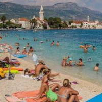 Dalmatian White Shell Apartment – Affordable hotel in Kastela