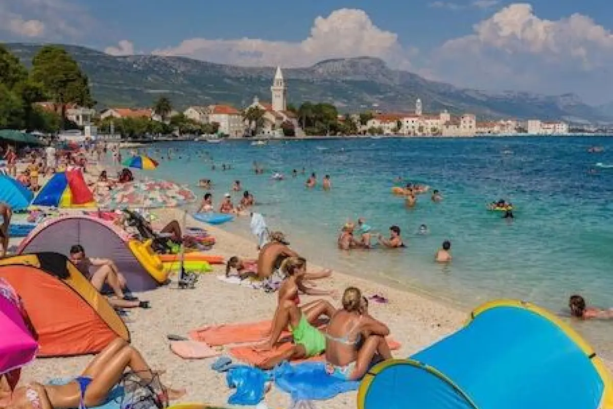 Dalmatian White Shell Apartment – Affordable hotel in Kastela