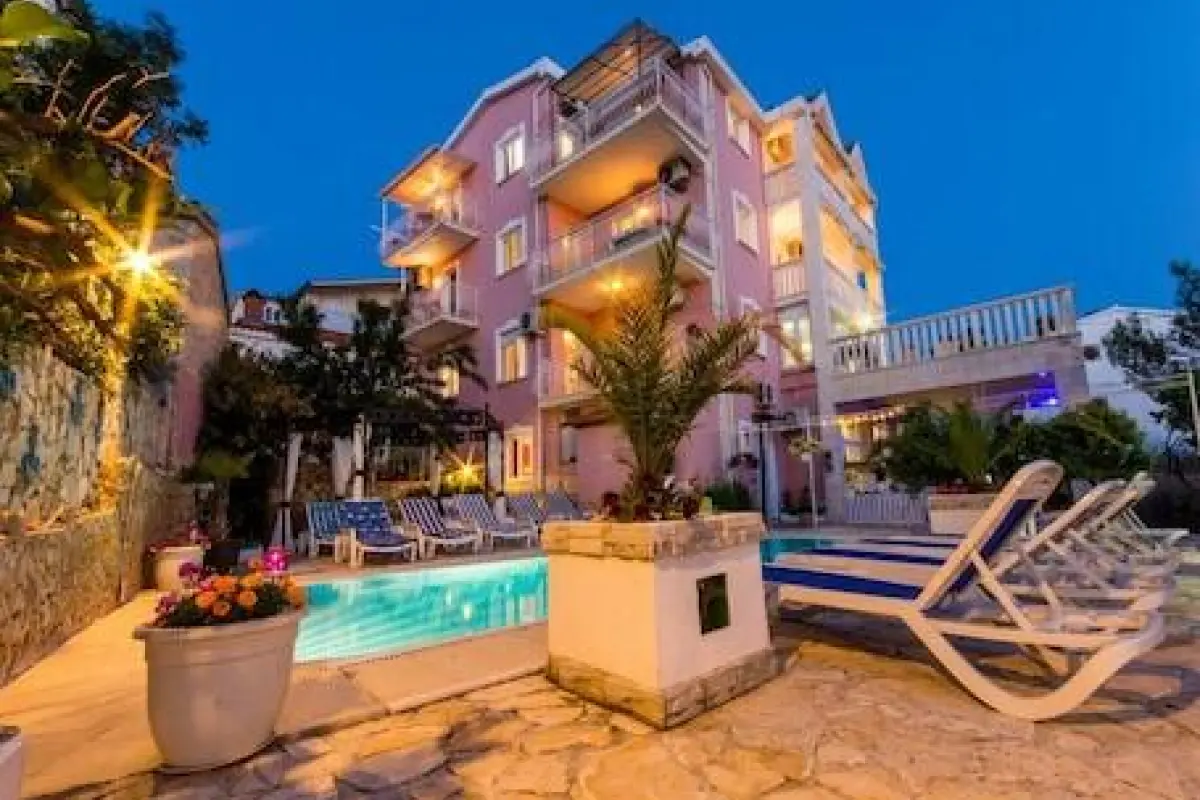 Villa Stil – Affordable hotel in Okrug