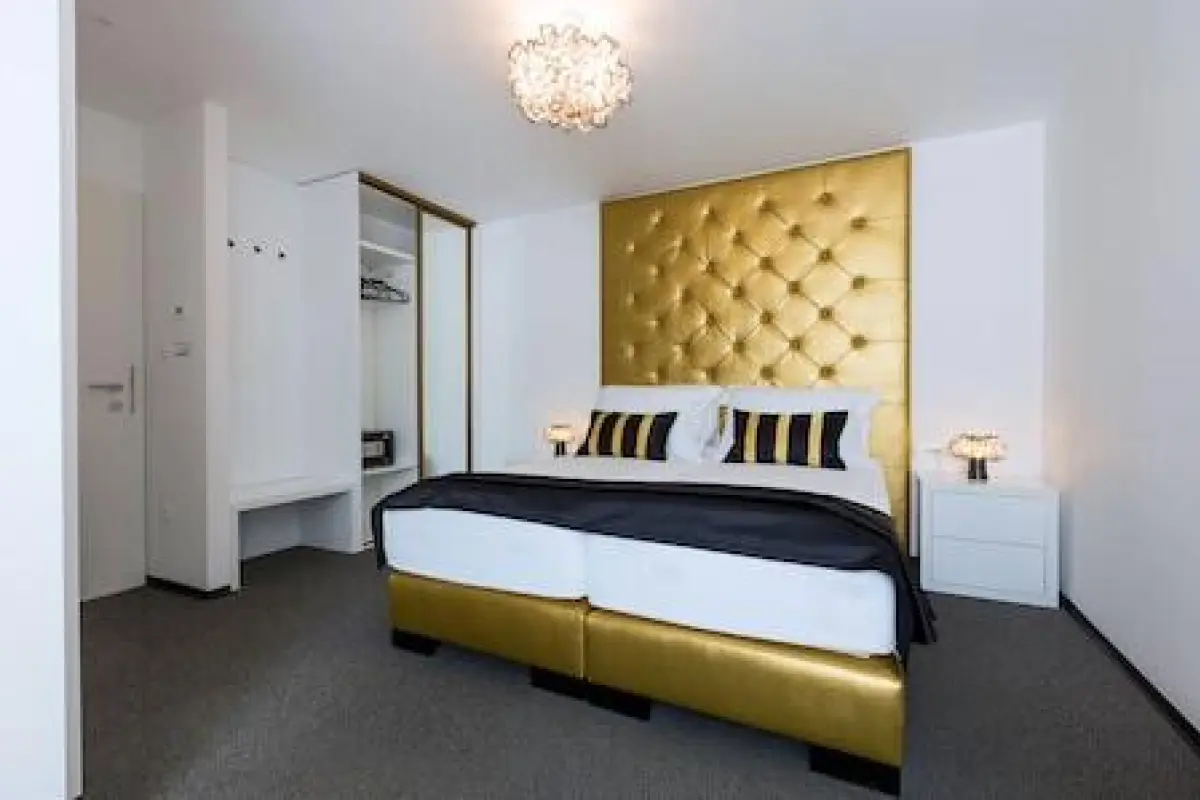 B Gold Luxury Rooms – Affordable hotel in Split