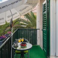 Apartment design by Helena – Affordable hotel in Split