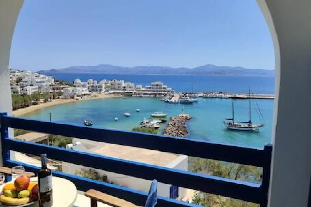 Hotel Corali – Affordable hotel in Paros