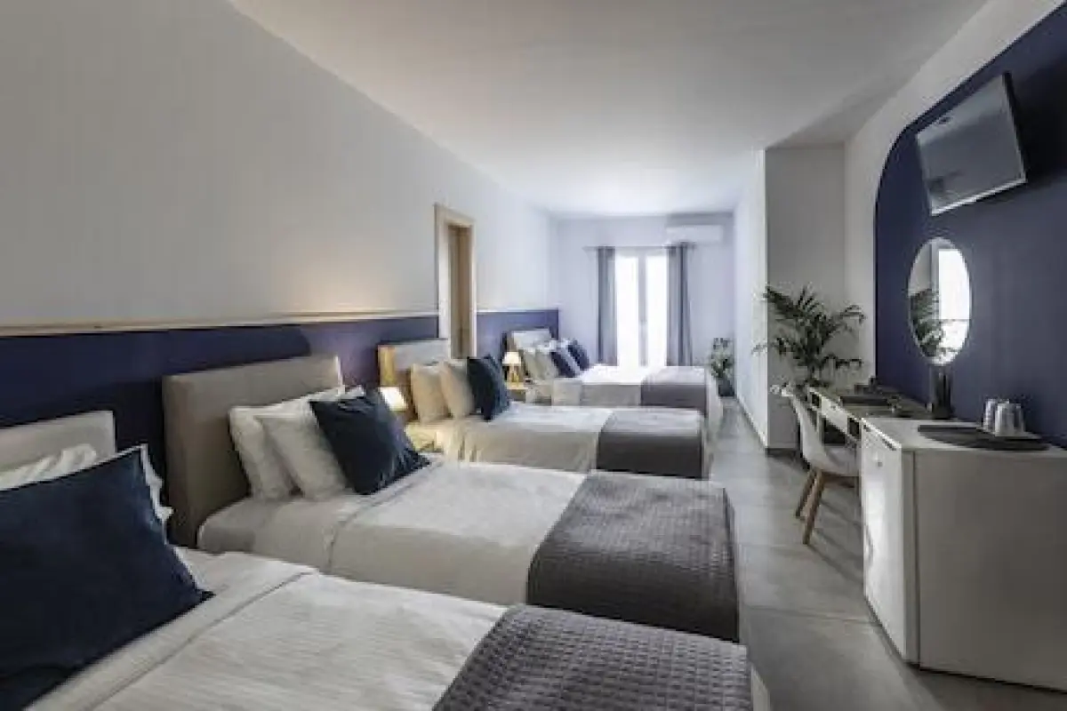 Hotel Kontes – Affordable hotel in Paros