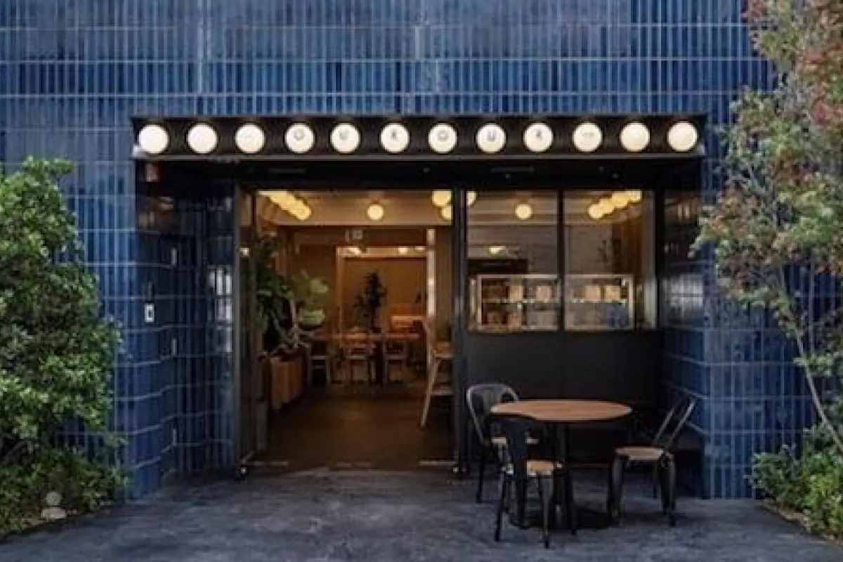 Cafe Minimal Hotel Our Our - Hostel – Affordable hotel in Tokyo