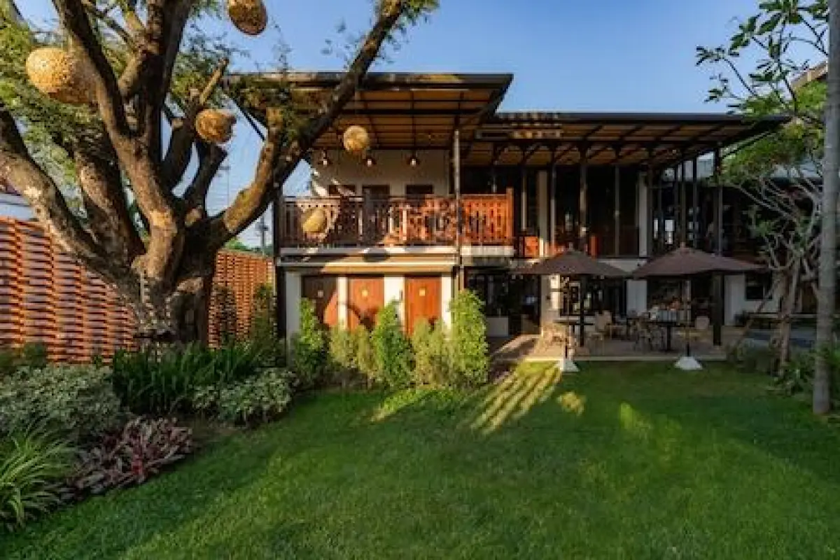 Shamrock Chiangmai Hotel - Adults Only – Affordable hotel in Chiang Mai