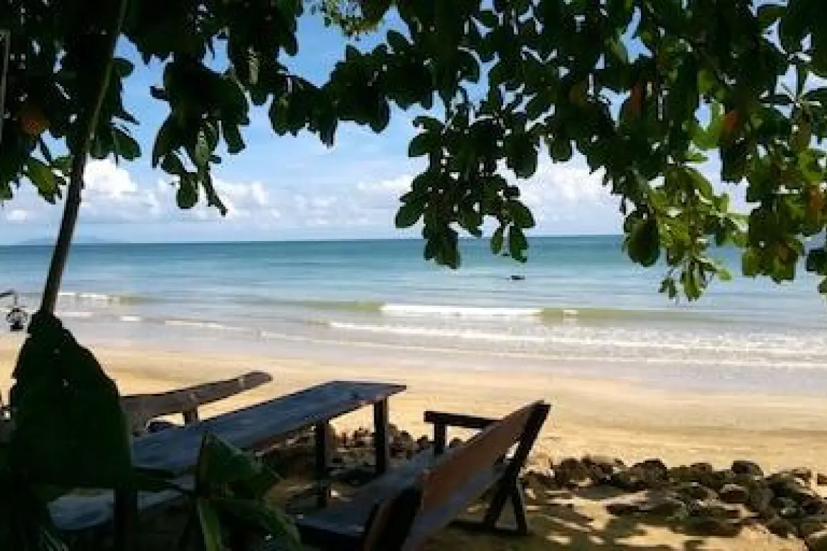 Bonhomie Beach Cottages – Affordable hotel in Nuea Khlong