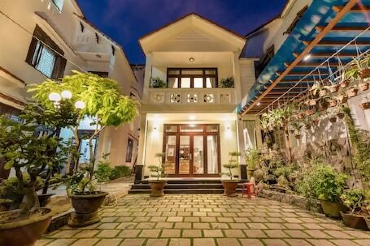 Hanh Nhung Villa – Affordable hotel in Da Nang