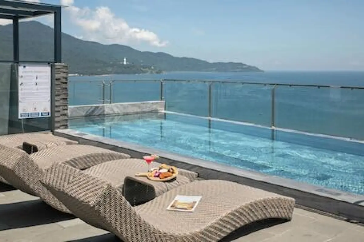Mangata Beachfront Hotel – Affordable hotel in Da Nang