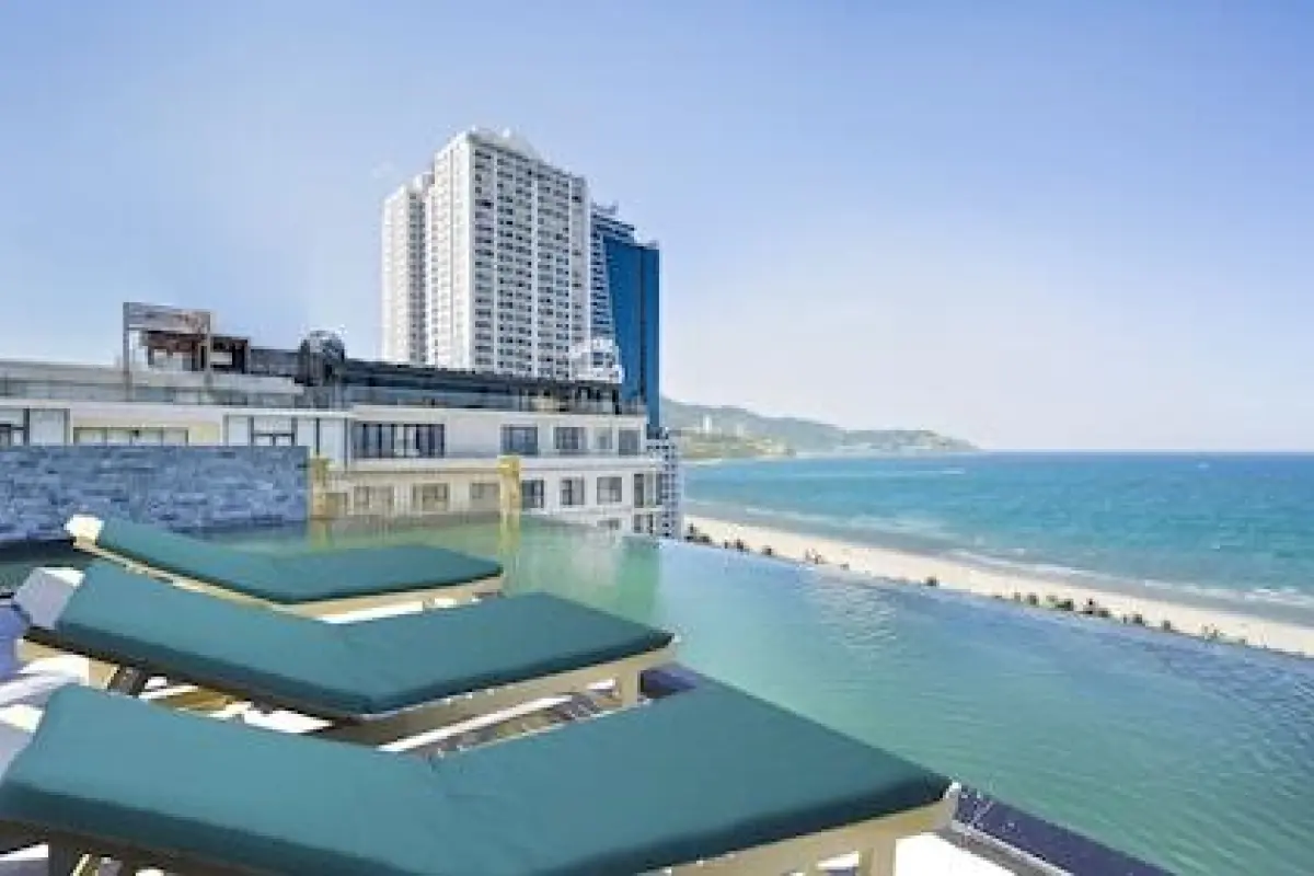 Santa Luxury Hotel – Affordable hotel in Da Nang