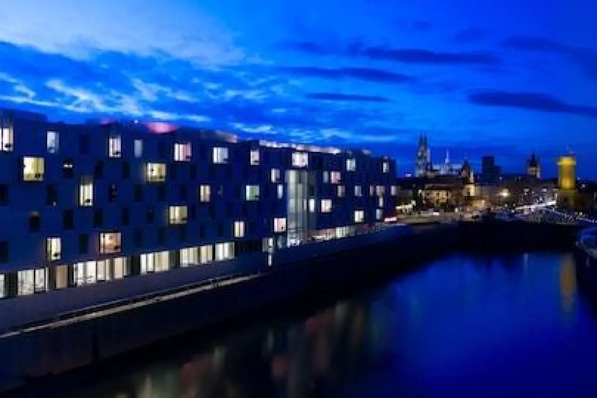 art'otel Cologne powered by Radisson Hotels – Affordable hotel in Cologne