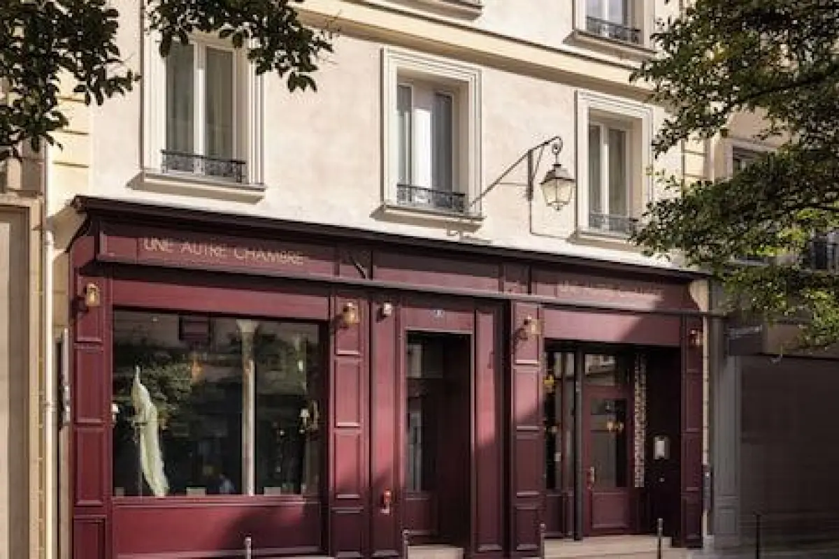 UNE AUTRE CHAMBRE – Affordable hotel in Paris
