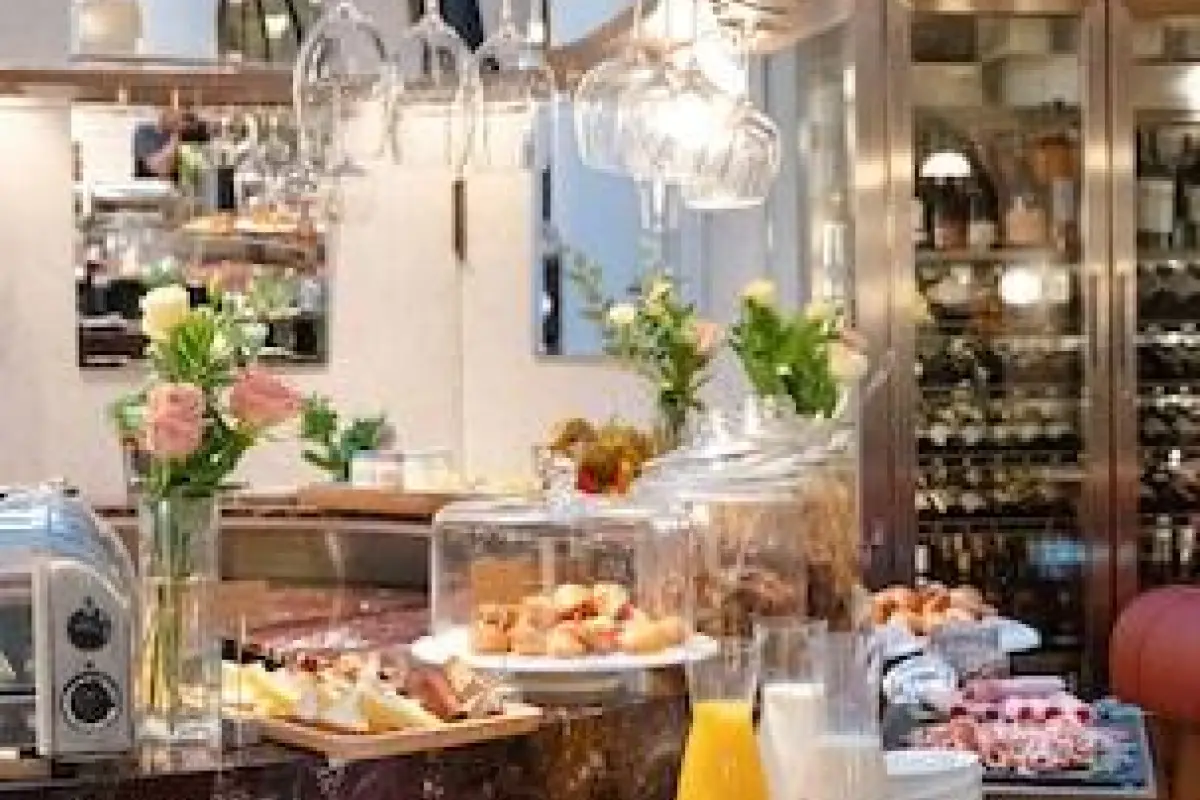 Hotel Bachaumont – Affordable hotel in Paris