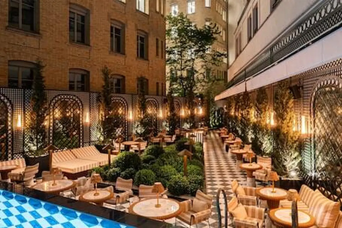 Sax Paris, LXR Hotels & Resorts – Affordable hotel in Paris