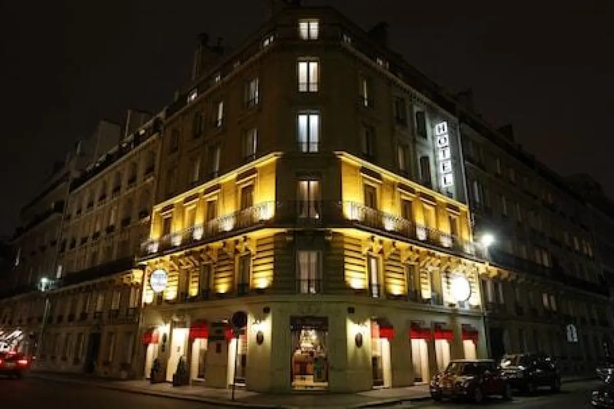 Hotel de Sevigne – Affordable hotel in Paris