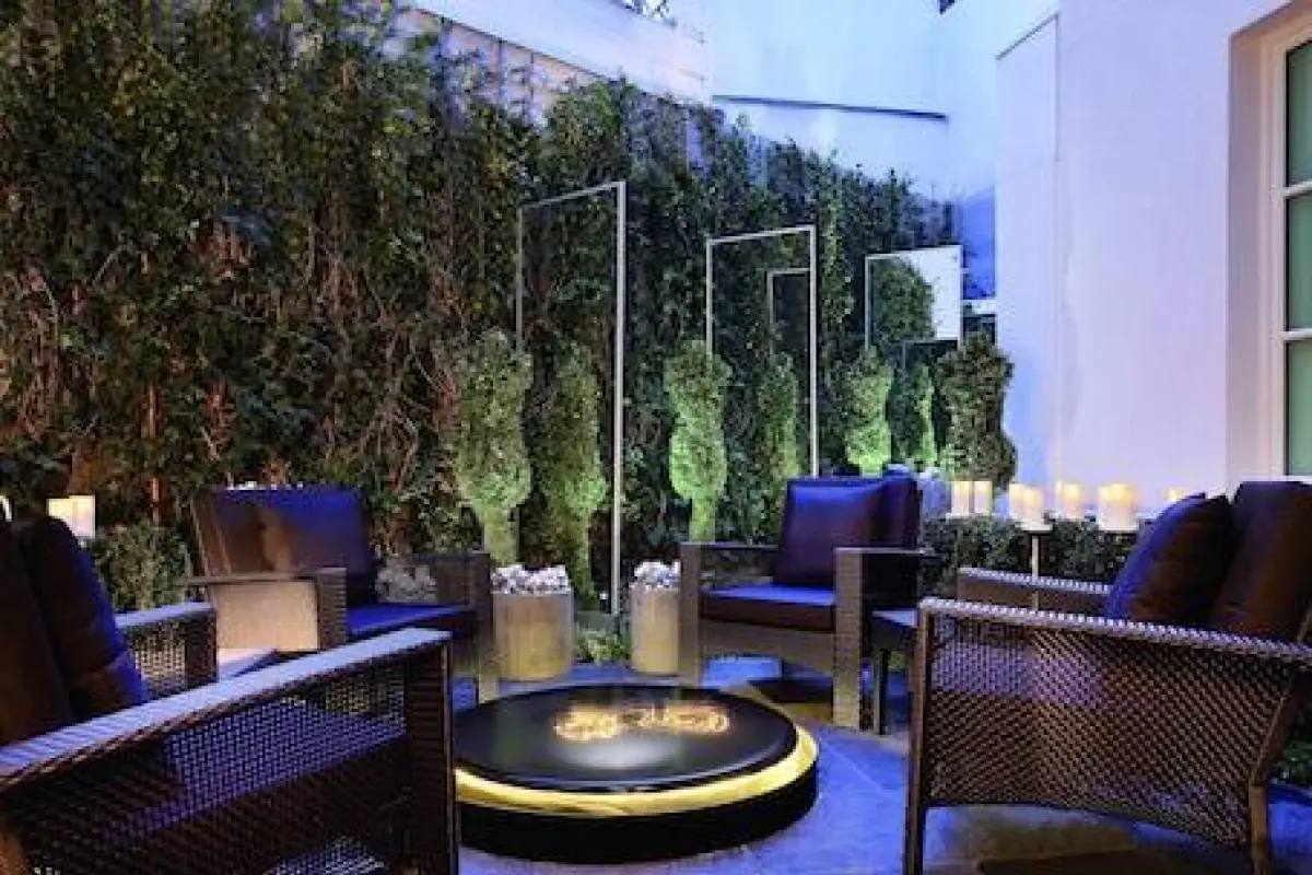 Hôtel Les Jardins de La Villa – Affordable hotel in Paris