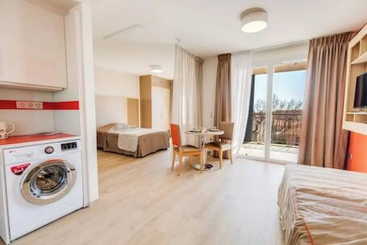 Zenao Appart Hôtel Fréjus – Affordable hotel in Fréjus