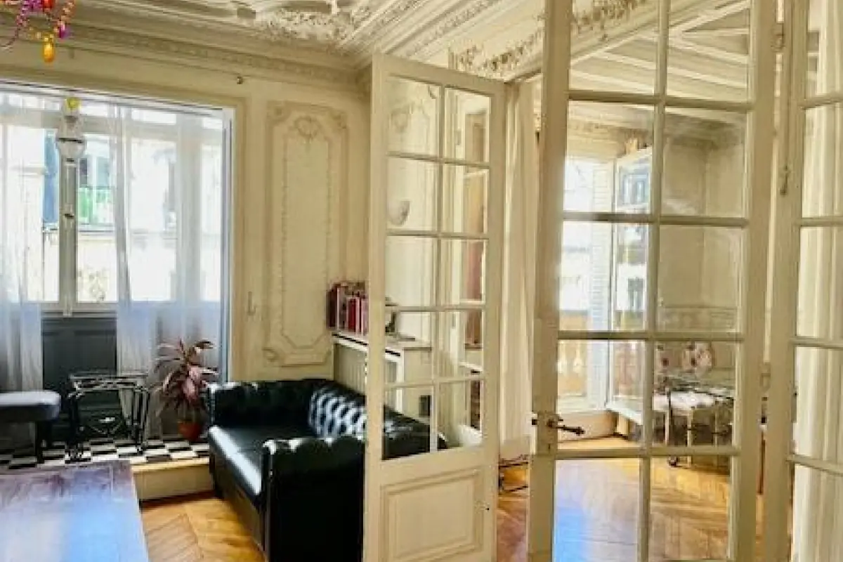 Haussmann Opera Penthouse130M2 Exclusive full 4floors Stone Balcony (4 bedrooms)  – Affordable hotel in Paris