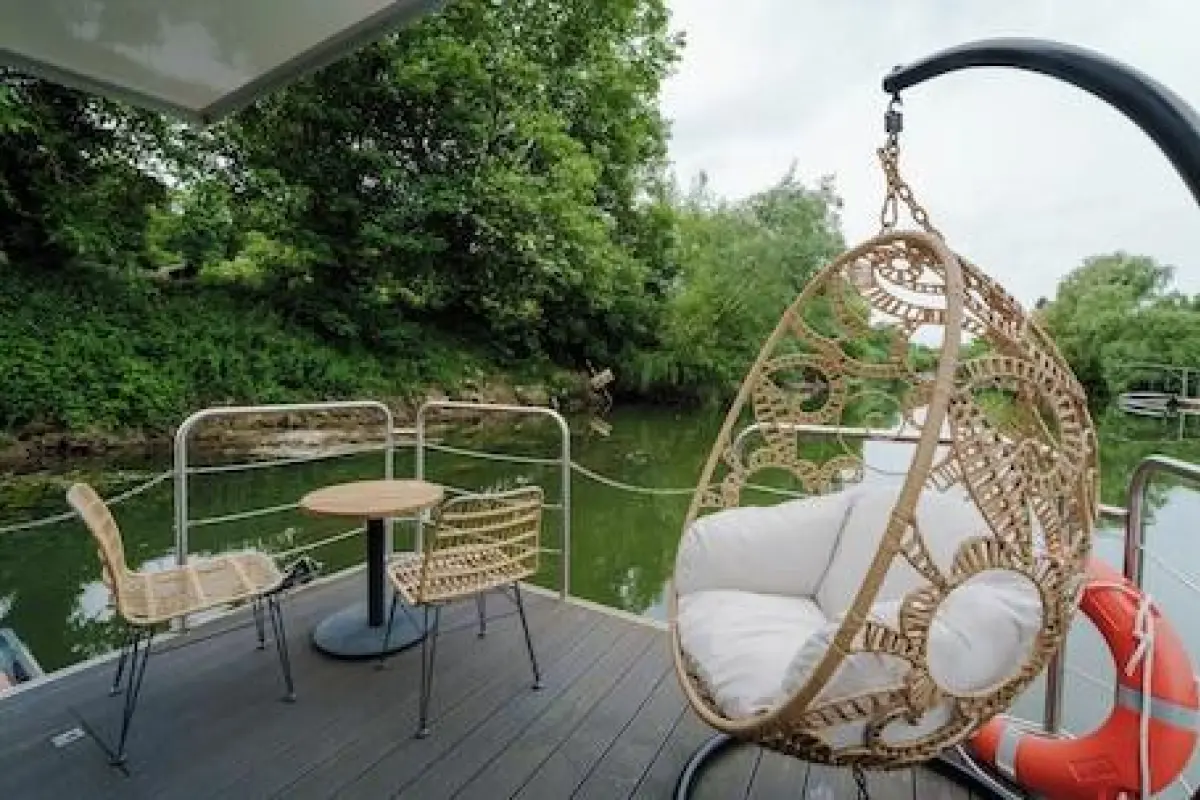 L'Escale Royale Poissy Ile de Migneaux – Affordable hotel in Poissy