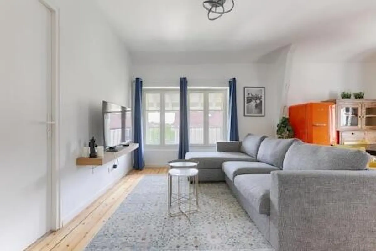 Le Magnolia - Proche de Disneyland – Affordable hotel in Lagny-sur-Marne