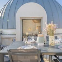 Yuna Porte Maillot - ApartHotel – Affordable hotel in Paris