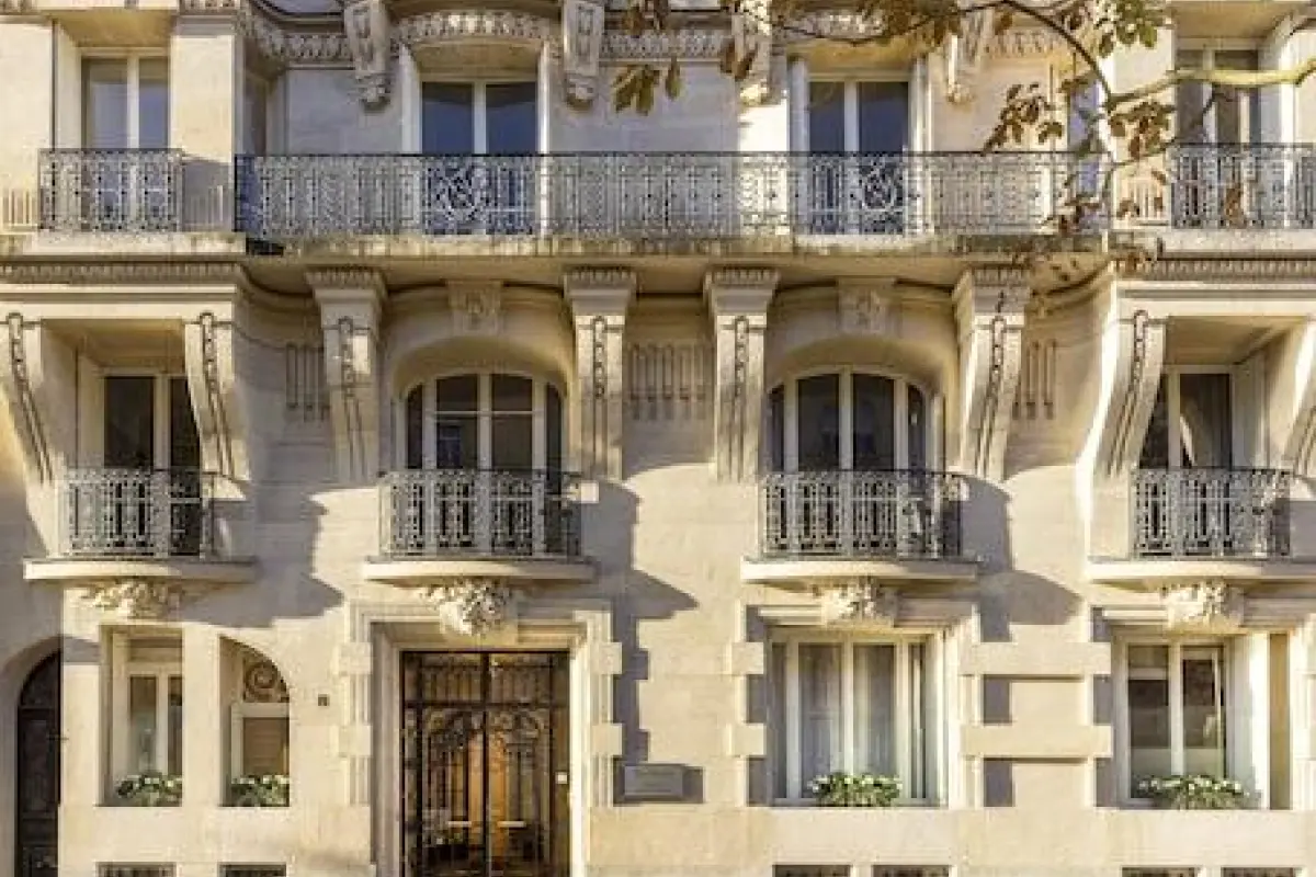 Résidence Charles Floquet – Affordable hotel in Paris