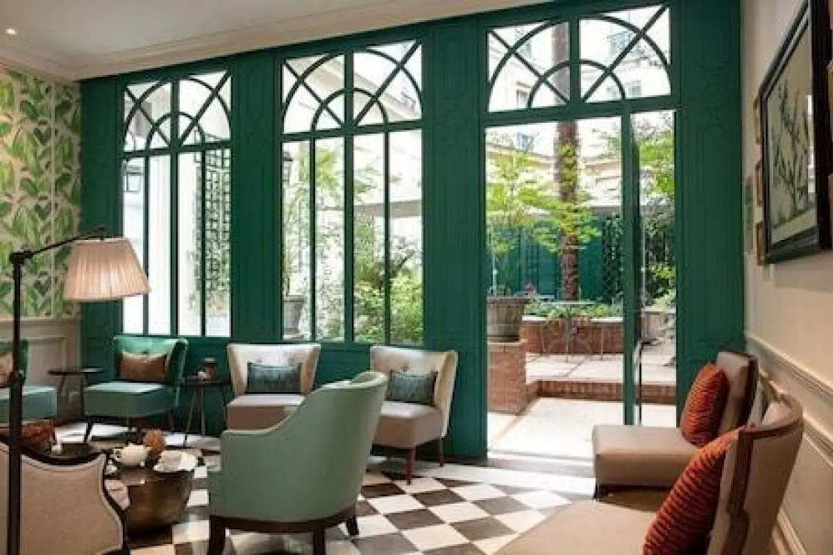 Hôtel Serotel Lutèce – Affordable hotel in Paris