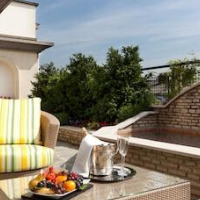 Majestic Apartments Champs Elysées – Affordable hotel in Paris