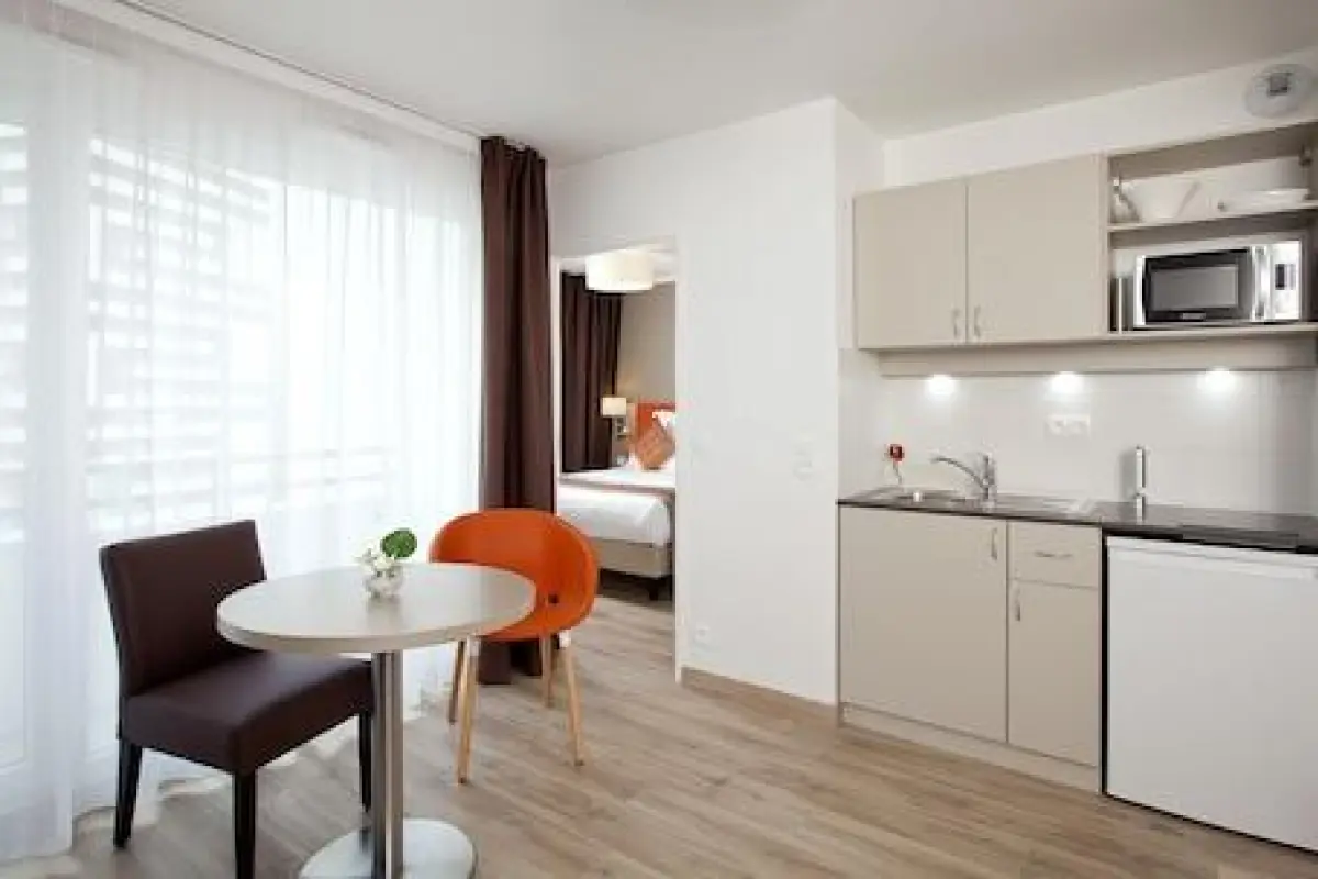 Residhome Paris Rosa Parks – Affordable hotel in Paris