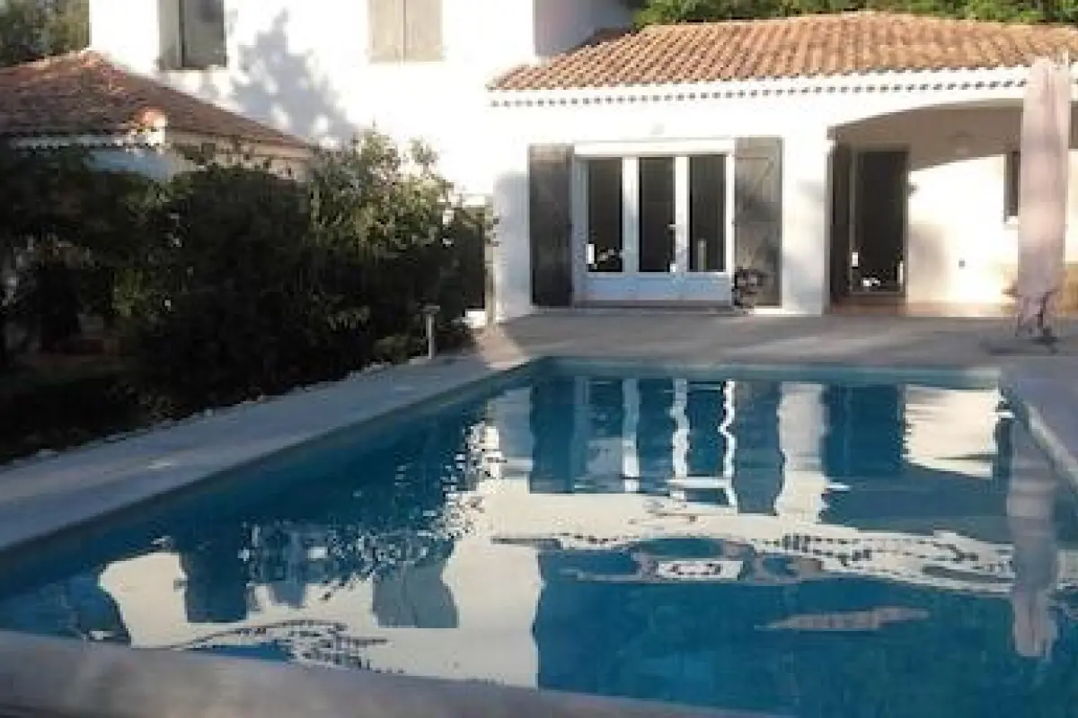 La Lavande Bleue – Affordable Bed and Breakfast in Le Luc