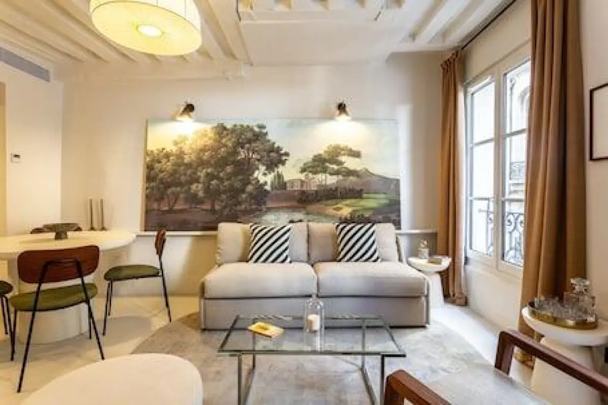 Le Saint Sauveur – Affordable hotel in Paris