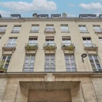Sublime and New Studio Louvre Palais-royal – Affordable hotel in Paris