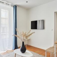 Superb Duplex Louvre Museum 2 Bedrooms – Affordable hotel in Paris