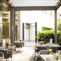 Residhome Courbevoie La Défense – Affordable hotel in Courbevoie