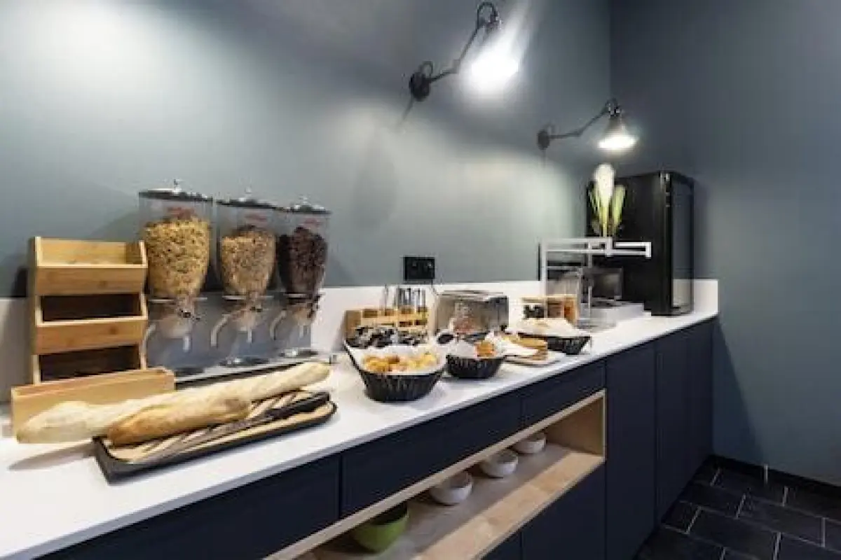 City Residence Ivry – Affordable hotel in Ivry-sur-Seine