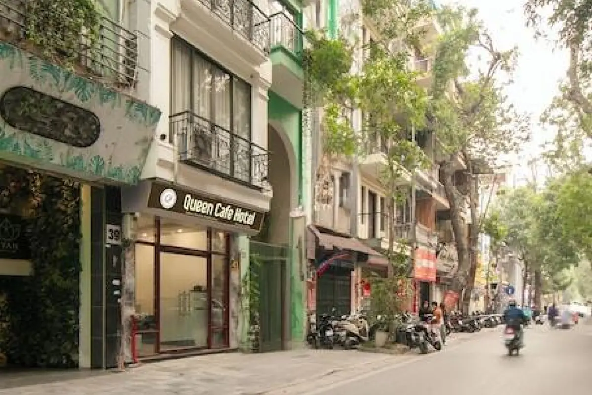 Queen Cafe Hotel – Affordable hotel in Hanoi