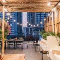 UNIQUE Creative Apartment w SKY View – Affordable hotel in Hanoi