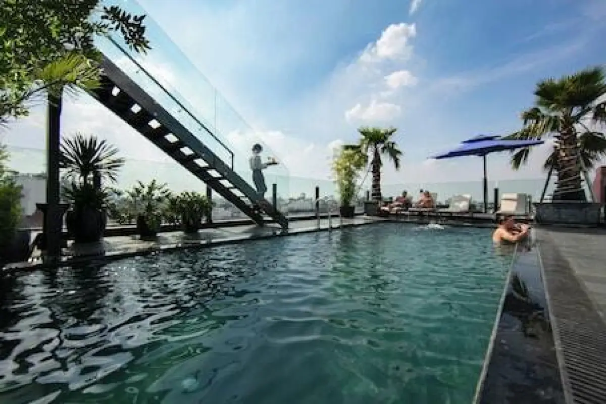 MAY DE VILLE Crown Hotel – Affordable hotel in Hanoi