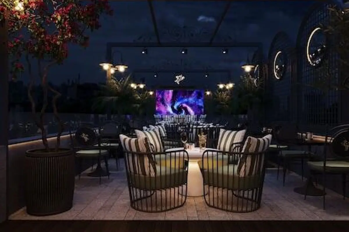 Le Petit Prince Hanoi Hotel & Rooftop Bar – Affordable hotel in Hanoi
