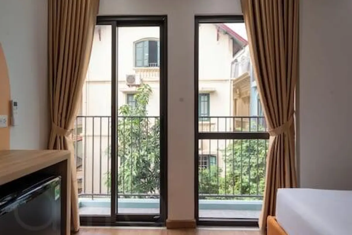 Moonlit Suites Hotel – Affordable hotel in Hanoi