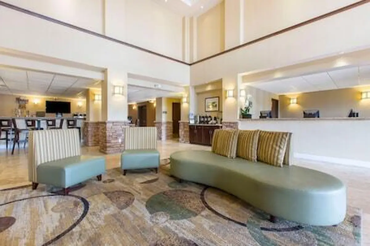 The Oaks Hotel Paso Robles – Affordable hotel in Paso Robles
