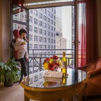 Hotel Giraffe by Library Hotel Collection – Affordable hotel in New York
