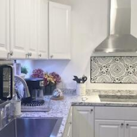 Modern Private Share Bedroom Bus stop to NYC – Affordable hotel in Englewood