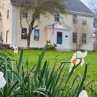 Stonecroft Inn – Affordable Bed and Breakfast in Ledyard
