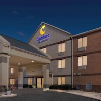 Comfort Inn & Suites near Tinley Park Amphitheater – Affordable hotel in Tinley Park