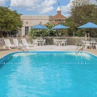 Ramada Hotel & Conference Center by Wyndham Hammond – Affordable hotel in Hammond