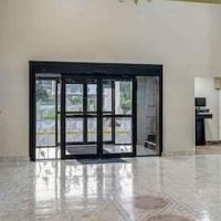 Sleep Inn near I-80 and I-94 – Affordable hotel in Lansing