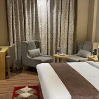 Saltstayz Select - Galleria Market & Golf Course Road – Affordable hotel in Gurugram