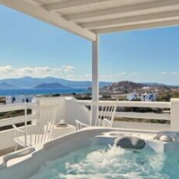 18 Grapes Hotel – Affordable hotel in Naxos